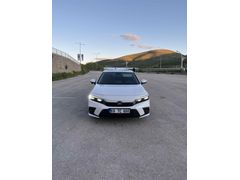 2. Sahibinden Honda Civic 1.5 i-VTEC Eco Executive Plus 2023 Model