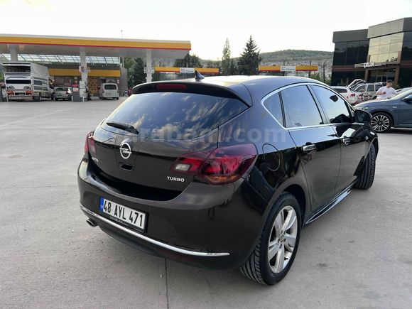 Sahibinden Opel Astra 1.4 T Sport 2013 Model  171.000 km Kahverengi