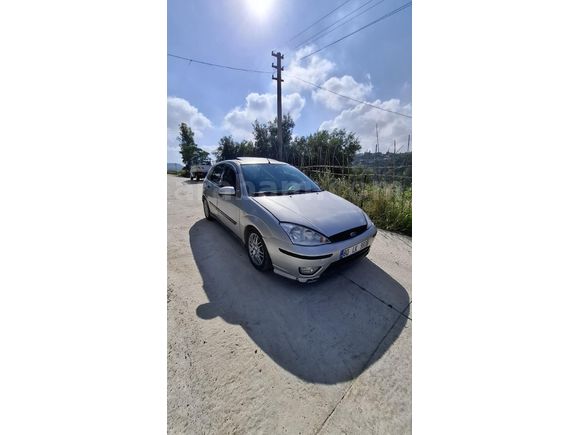 Sahibinden Ford Focus 1.6 Ghia 2000 Model