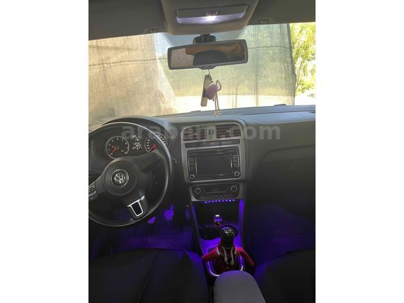 Sahibinden Volkswagen Polo 1.4 Chrome Edition 2013 Model 