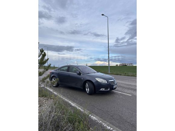 Sahibinden Opel Insignia 1.6 T Edition 2009 Model 