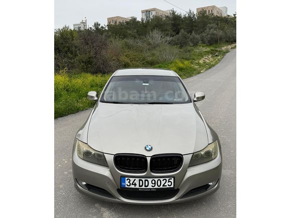 ÖZEL RENK, MASRAFSIZ TEMİZ 2011 MODEL E90 320D 