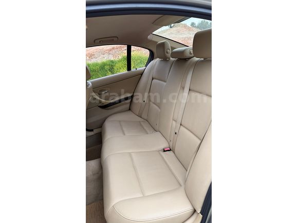 ÖZEL RENK, MASRAFSIZ TEMİZ 2011 MODEL E90 320D 