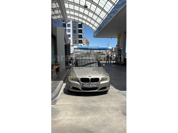 ÖZEL RENK, MASRAFSIZ TEMİZ 2011 MODEL E90 320D 
