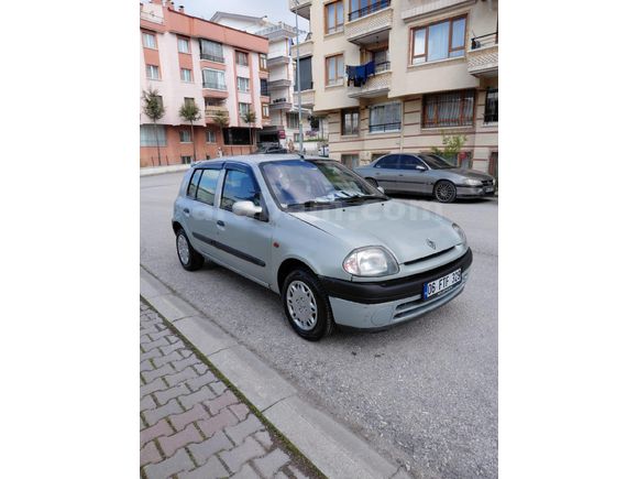 Sahibinden Renault Clio 1.4 RTA 2001 Model Masrafsız