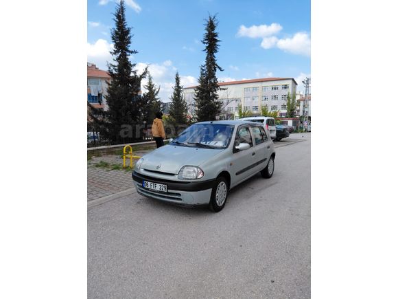 Sahibinden Renault Clio 1.4 RTA 2001 Model Masrafsız