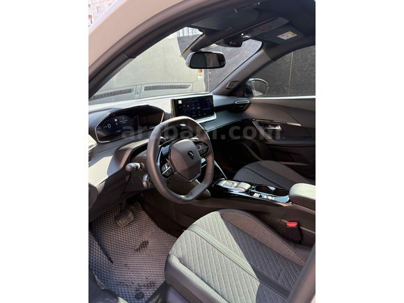 Sahibinden Peugeot e-2008 Allure 2025 Model Kayseri