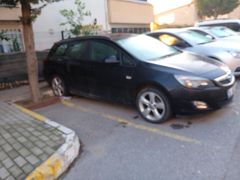 Sahibinden Opel Astra 1.4 T Sport 2011 Model  240.000 km Siyah