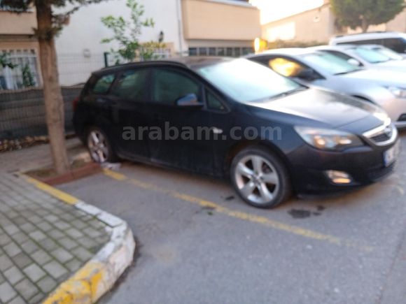Sahibinden Opel Astra 1.4 T Sport 2011 Model  240.000 km Siyah