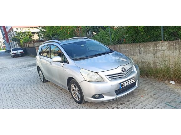 Sahibinden Toyota Verso 1.6 Comfort Extra 2010 Model