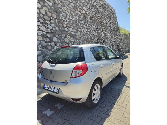 Sahibinden Renault Clio 1.5 dCi Authentique 2009 Model
