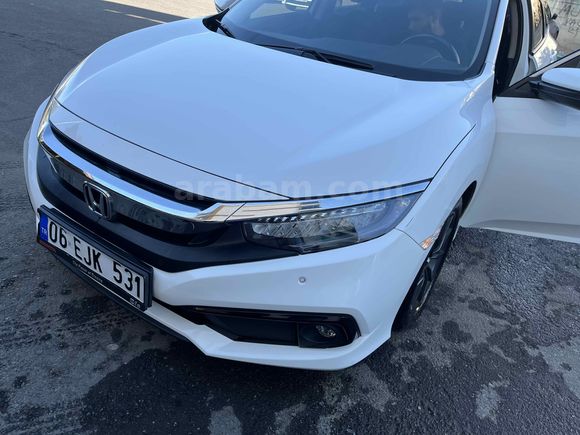 Sahibinden Honda Civic 1.5 i-VTEC Elegance 2020 Model 