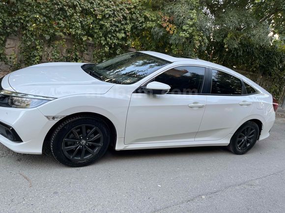 Sahibinden Honda Civic 1.5 i-VTEC Elegance 2020 Model 