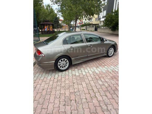 Sahibinden Honda Civic 1.6i VTEC Dream 2008 Model