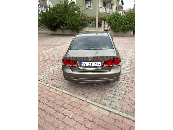 Sahibinden Honda Civic 1.6i VTEC Dream 2008 Model