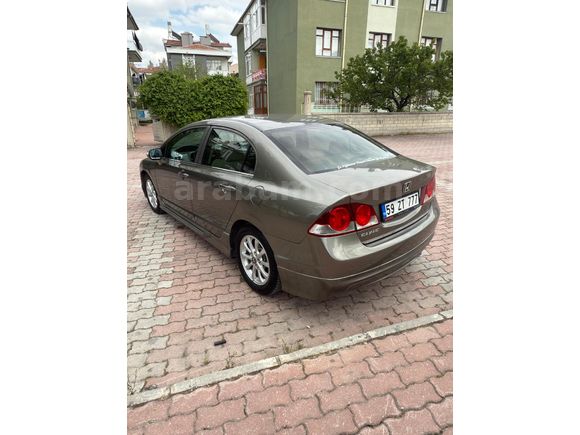 Sahibinden Honda Civic 1.6i VTEC Dream 2008 Model