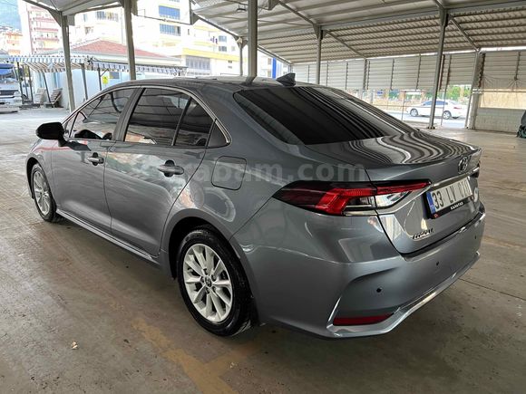 Sahibinden Toyota Corolla 1.5 Dream 2021 Model 