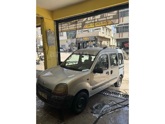 Sahibinden Renault Kangoo 1.4 RTE 2002 Model 
