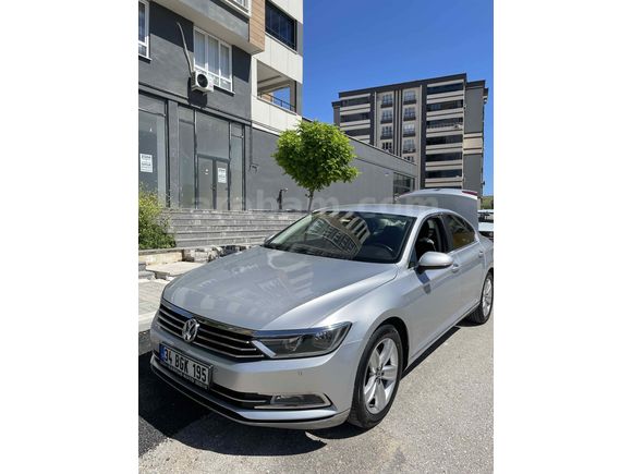  Servis bakımlı 
Hatasız boyasız Volkswagen Passat 1.6 TDi BlueMotion Comfortline 2018 Model 