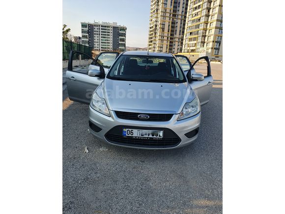 Sahibinden Ford Focus 1.6 Ti-VCT Trend 2010 Model 