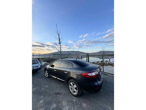 Sahibinden Renault Fluence 1.5 dCi Dynamique 2010 Model 