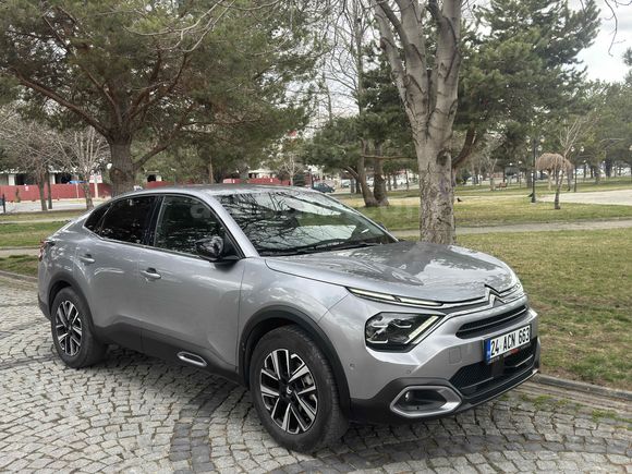 Sahibinden Citroen C4 X 1.2 PureTech Shine 2024 Model 