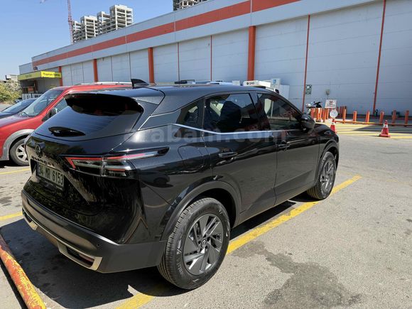 Sahibinden Nissan Qashqai 1.3 DIG-T Design Pack 2025 Model 