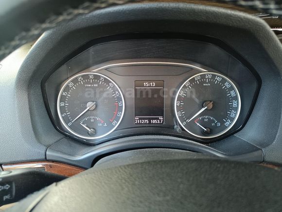 Sahibinden Skoda Octavia 1.6 TDI Elegance CR 2012 Model