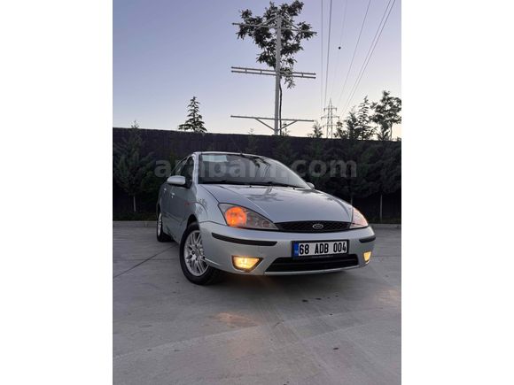 Sahibinden Ford Focus 1.6 Ghia 2003 Model 