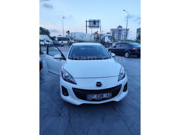 Sahibinden Mazda 3 1.6 impressive full+full 2012 Model