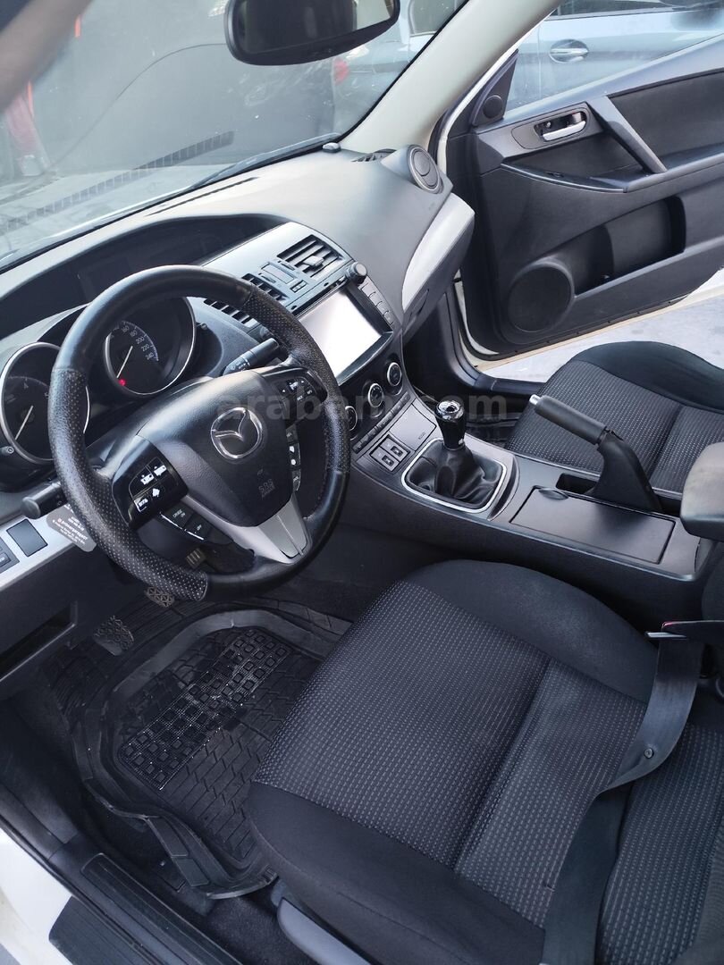 Sahibinden Mazda 3 1.6 impressive full+full 2012 Model 3
