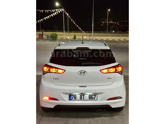 Sahibinden Hyundai i20 1.4 CRDi Style 2016 Model 