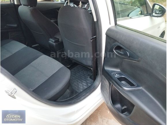 ÖZDEN OTOMOTİV FİAT EGEA EASY 1.3 DİZEL 95 HP Lİ