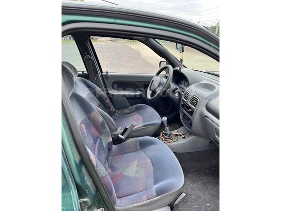 Sahibinden Renault Clio 1.4 RTA 1998 Model 