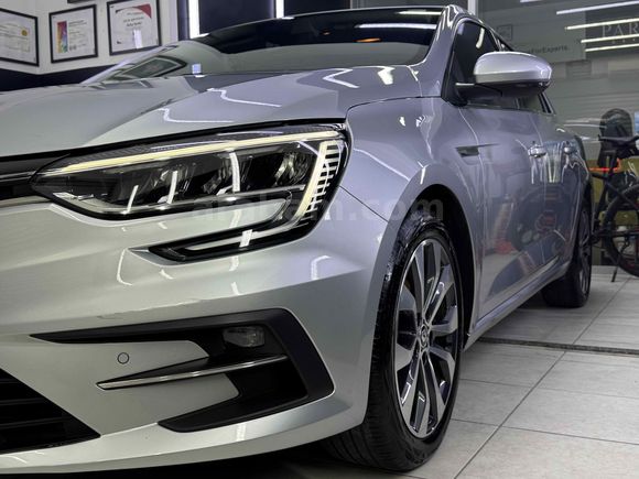 Memurdan Renault Megane 1.3 TCe Icon 2023 Model 