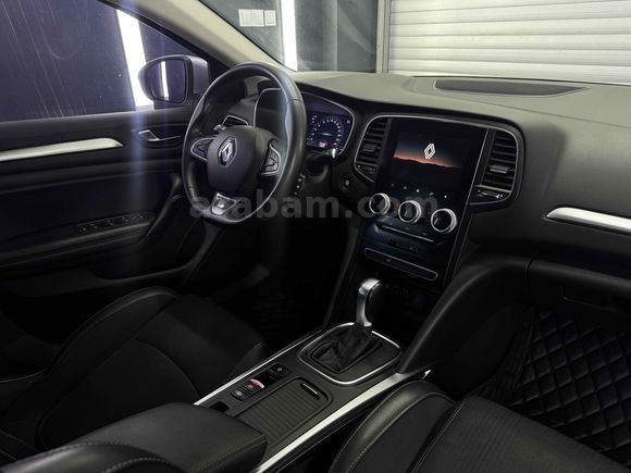 Memurdan Renault Megane 1.3 TCe Icon 2023 Model 