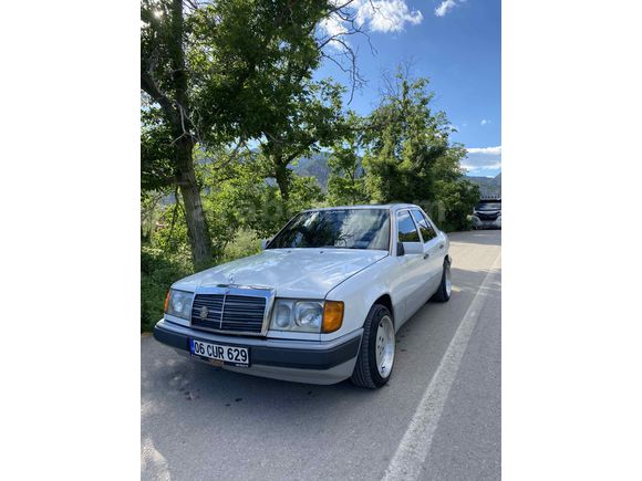 Sahibinden Mercedes - Benz 200 E 1990 Model 