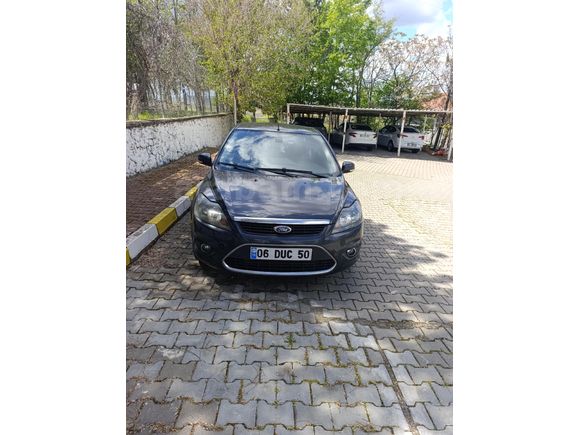 Sahibinden Ford Focus 1.6 TDCi Titanium 2009 Model  223.000 km Gri