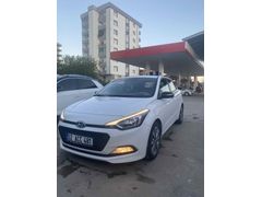 Sahibinden Hyundai i20 1.2 MPI Style 2015 Model Adıyaman 81.450 km Beyaz