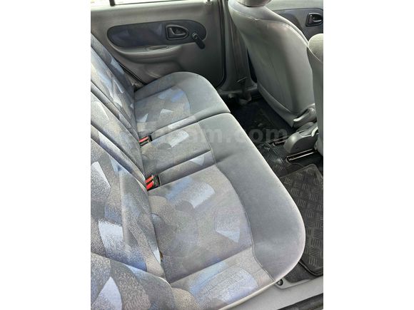 Sahibinden Renault Clio 1.4 RTA 2000 Model 
