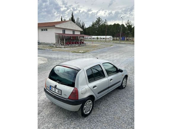 Sahibinden Renault Clio 1.4 RTA 2000 Model 