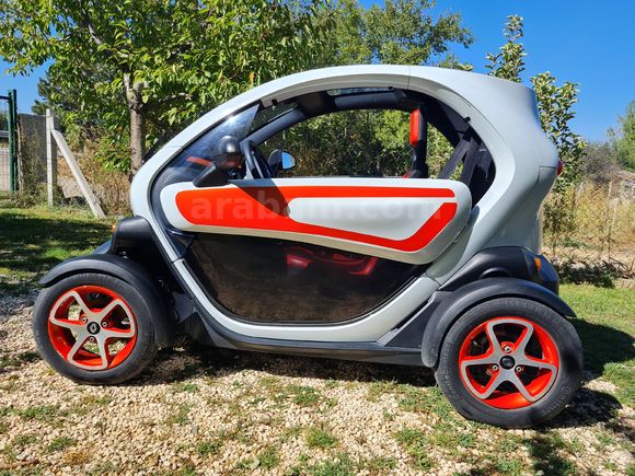 sahibinden cam tavanlı hatasız twizy