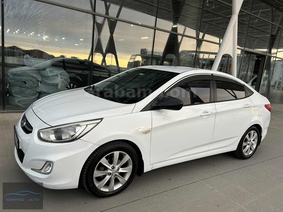 2015 HYUNDAİ ACCENT BLUE*DİZEL+OTOMATİK*1.6 CRDİ 136 HP*BAKIMLI