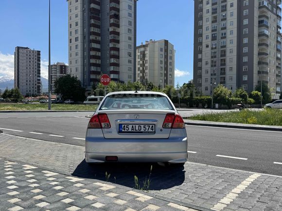 Sahibinden Honda Civic 1.6i VTEC ES 2004 Model 