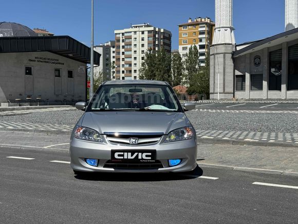 Sahibinden Honda Civic 1.6i VTEC ES 2004 Model 