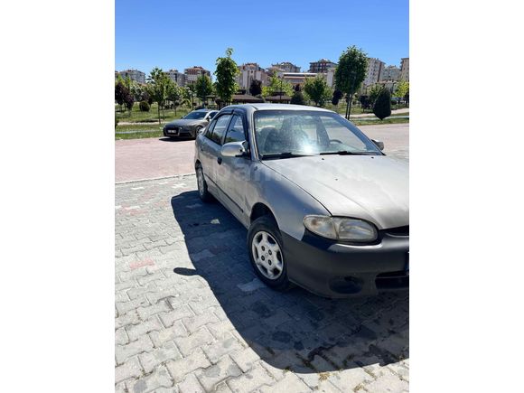 Sahibinden Hyundai Accent 1.3 GLS 1998 Model 