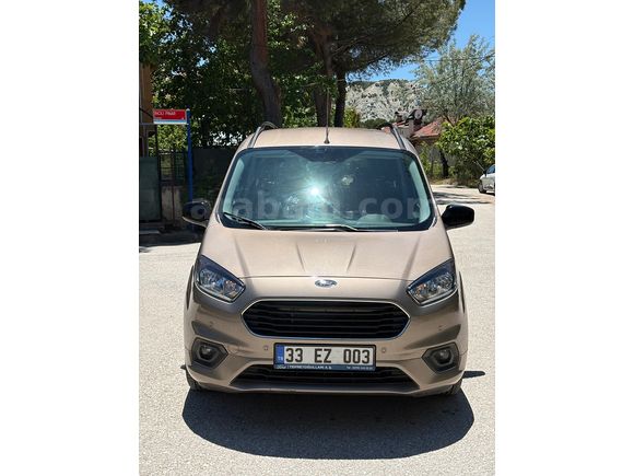 Hatasız Boyasız Sahibinden Ford Tourneo Courier 1.5 TDCi Titanium Plus 2022 Model 
