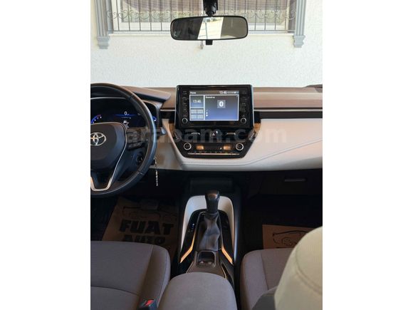 Sahibinden Toyota Corolla 1.5 Dream 2022 Model 