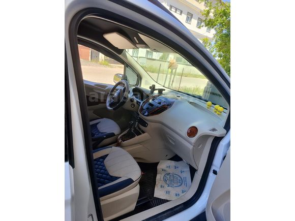 Sahibinden Ford Tourneo Courier 1.5 TDCi Trend 2022 Model  100.000 km Beyaz