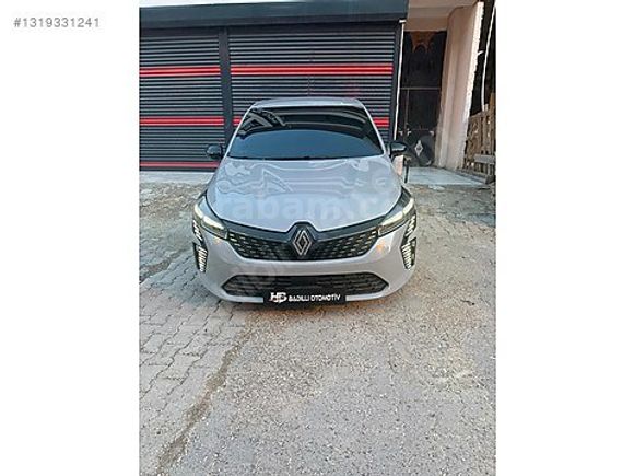 2024 RENAULT CLİO 1.0 TCE X-TRONİC OTOMATİK 22.000KM